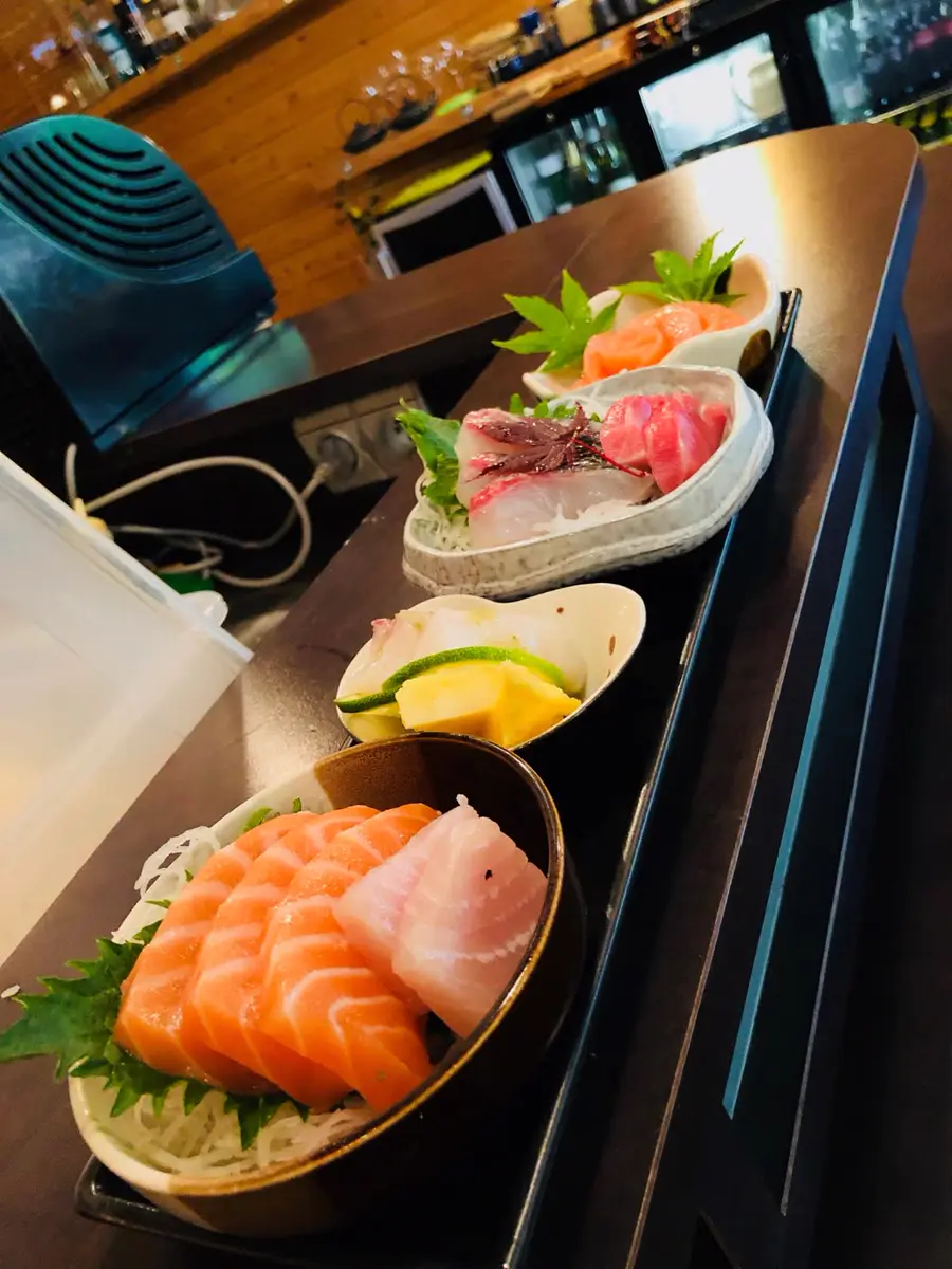 Sashimis préparés par le chef