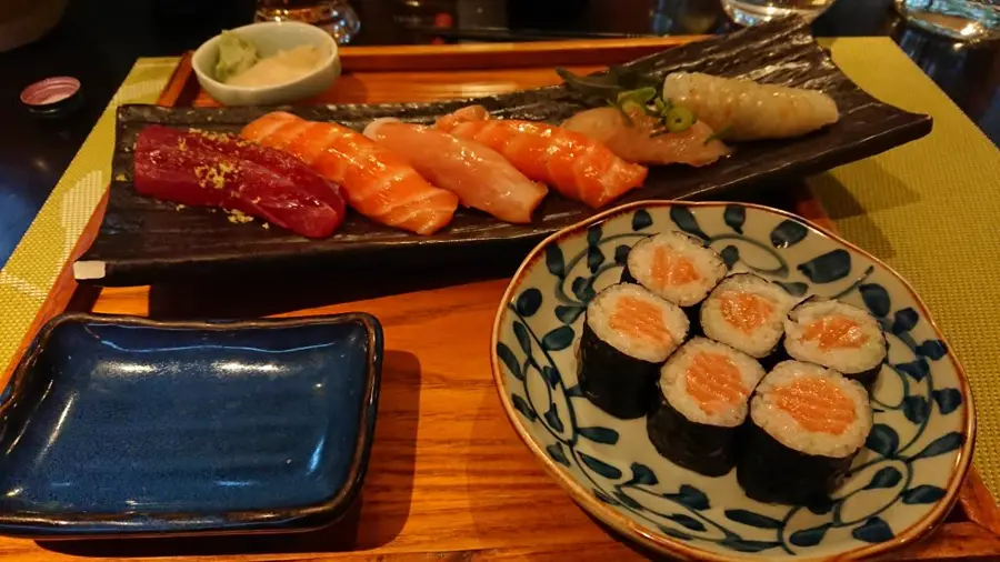 Sushis et makis faits maison, photo d’un client